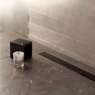 Peštan kanalice serije Confluo Frameless Line crno staklo
