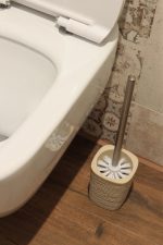 Minotti wc četka stojeća slika