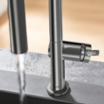 Hansgrohe Talis M54 210 slavina za sudoperu sa izvlačnim tušem